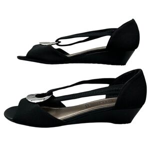 Laura Scott Black Marlena Slingback Silver Accent Sandal Size 6